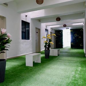 Iris Garden Hotel